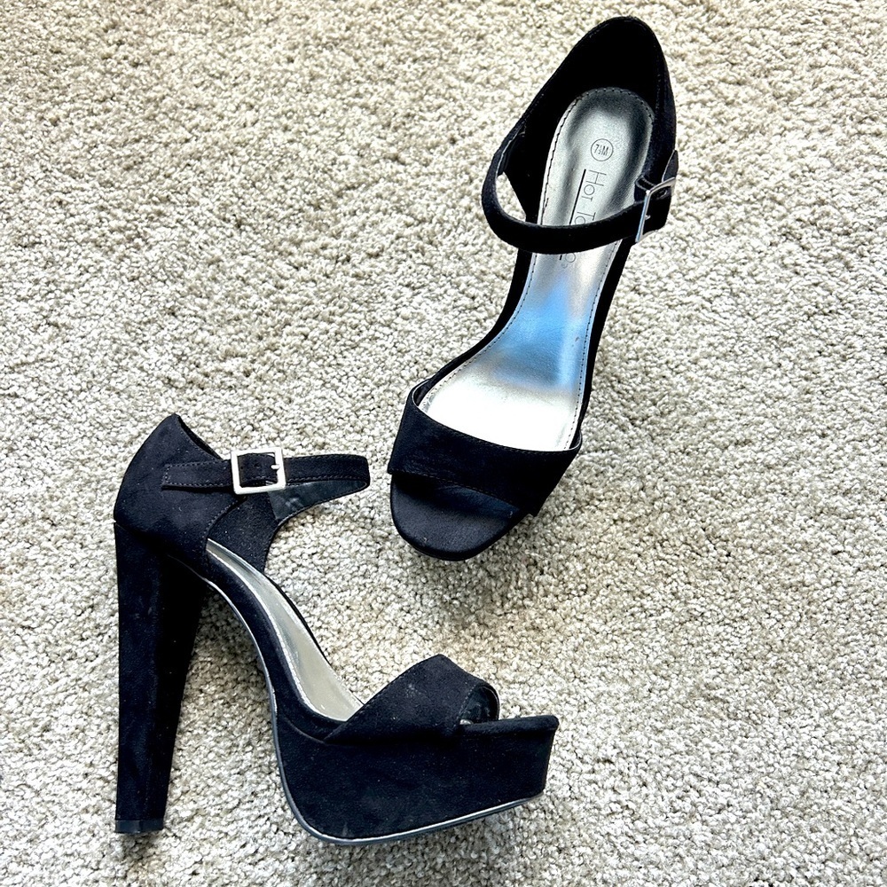Black Platform High heeled suede sandals, sz 7.5, stiletto dance club shoes,